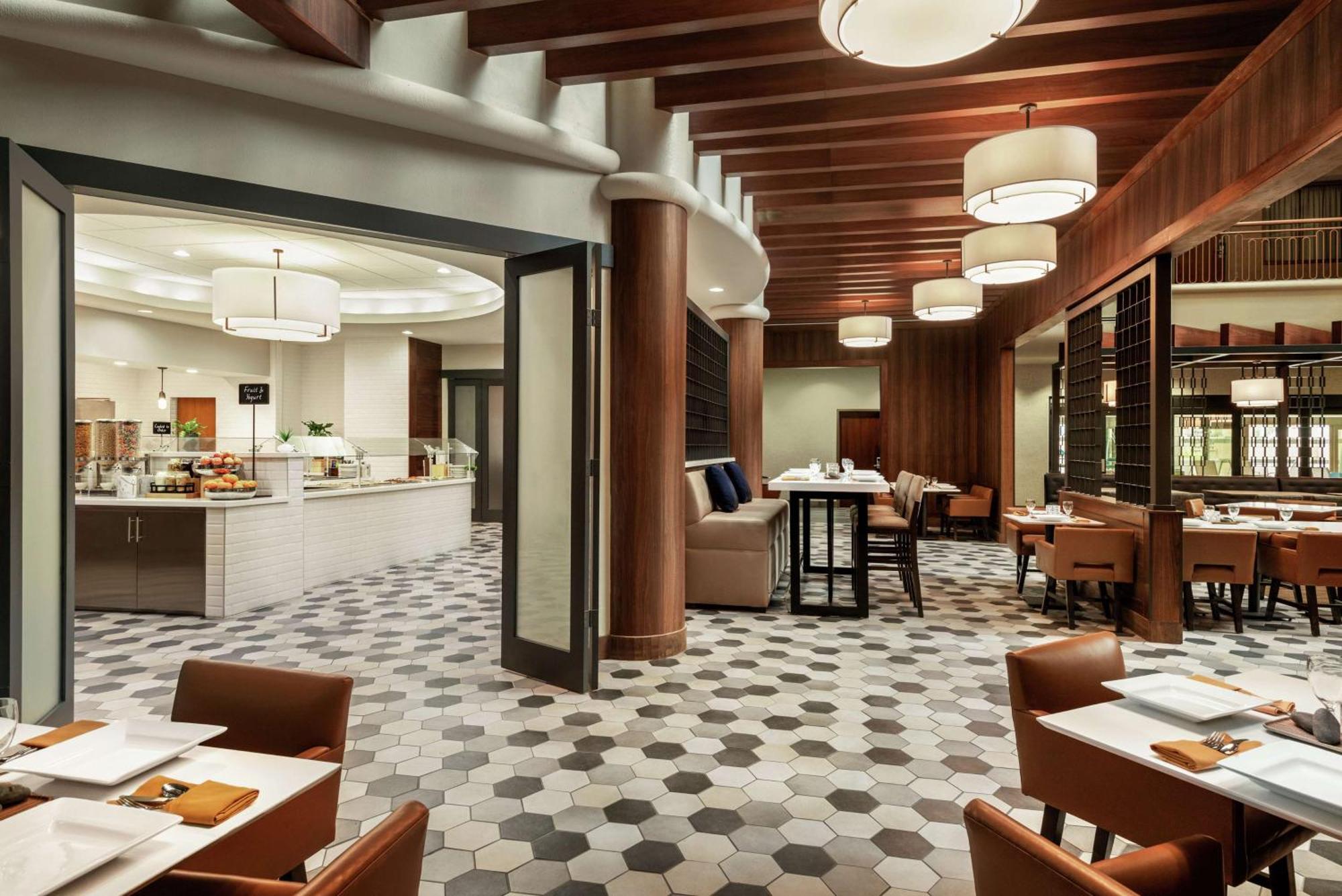 Embassy Suites By Hilton Convention Center Лас-Вегас Экстерьер фото