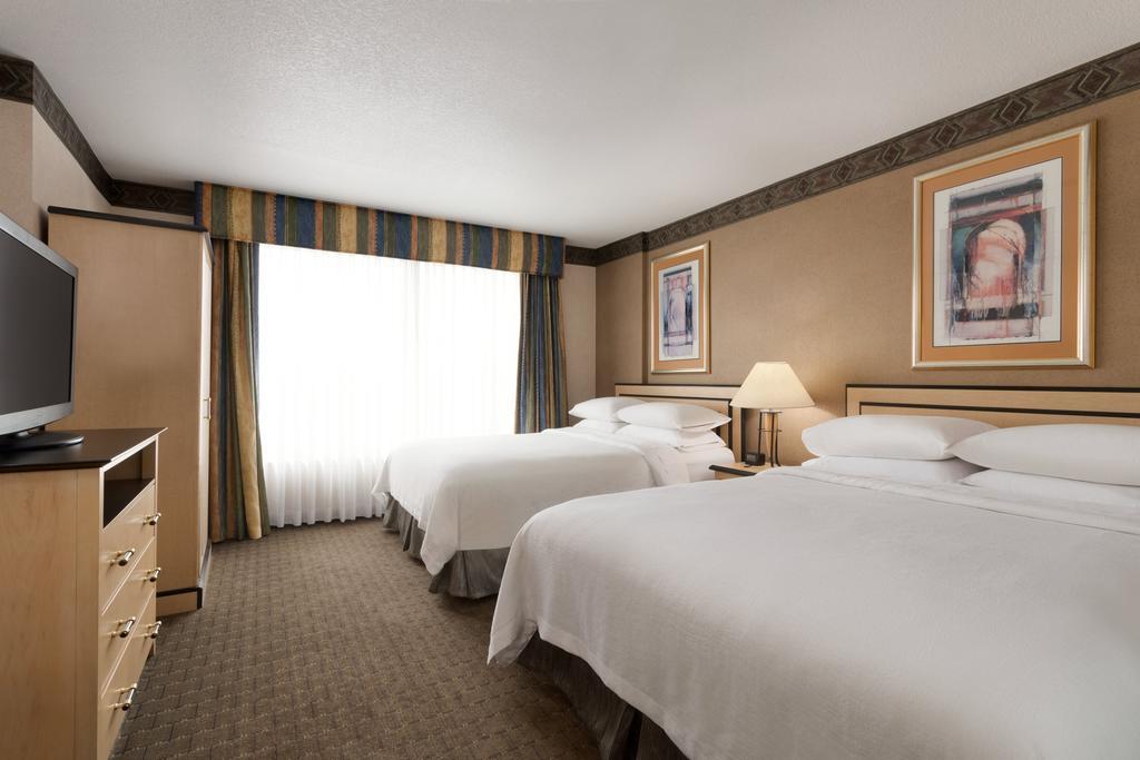 Embassy Suites By Hilton Convention Center Лас-Вегас Номер фото